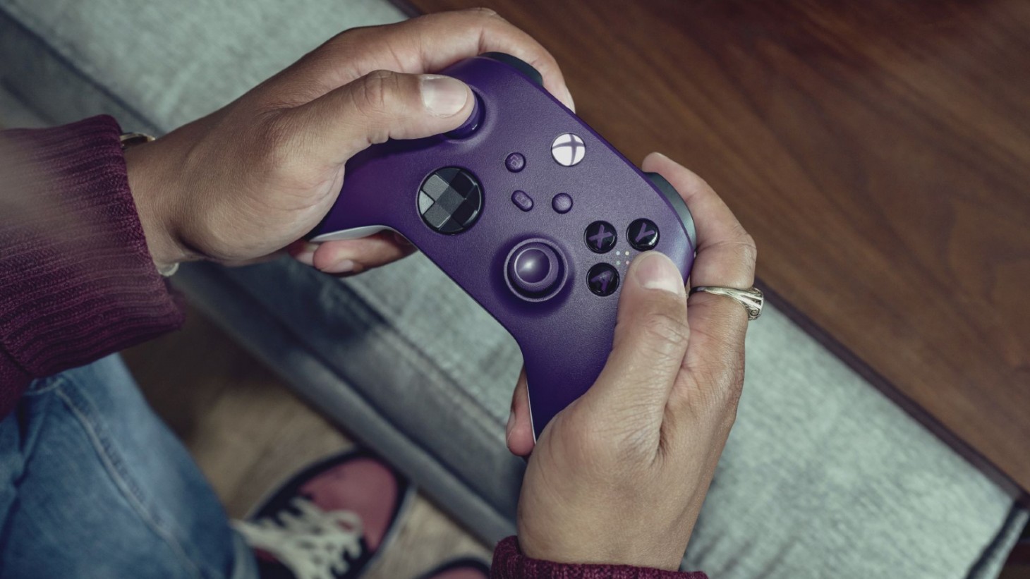 Microsoft enthüllt den Astral Purple Xbox Series X/S Controller